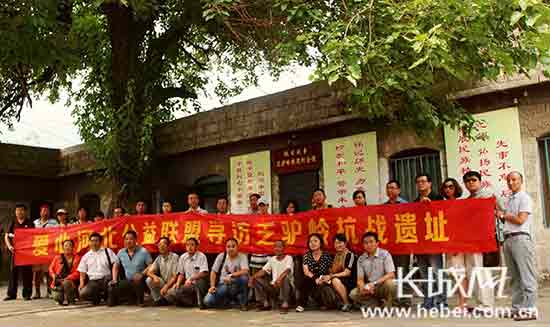 乏驢嶺抗戰(zhàn)：百名將士寧死不降日軍，集體跳崖捐軀！