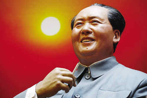 想讓中國變成如許？請從我們的身體上踏過！