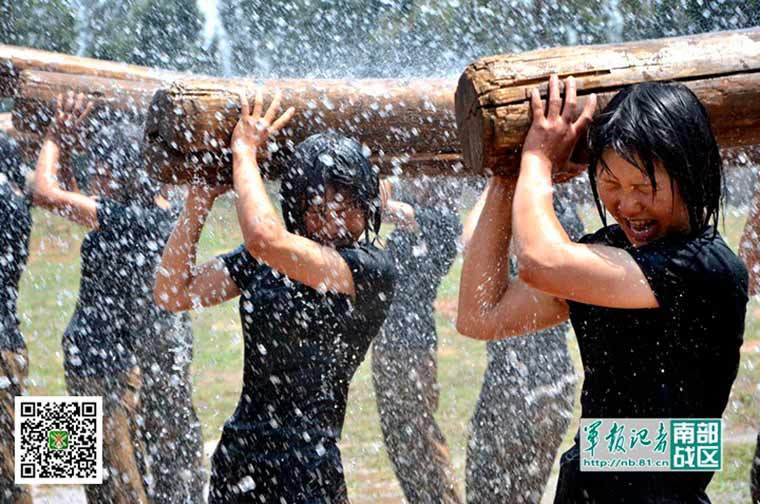 女特戰(zhàn)隊(duì)員竟然這樣練！