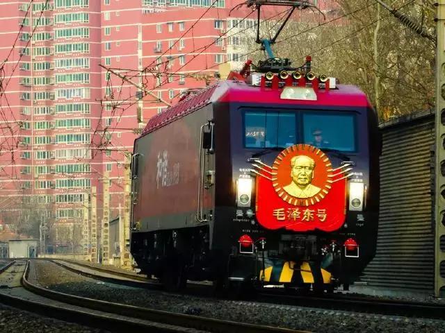 什么是先知，什么叫領(lǐng)袖，毛澤東就是！