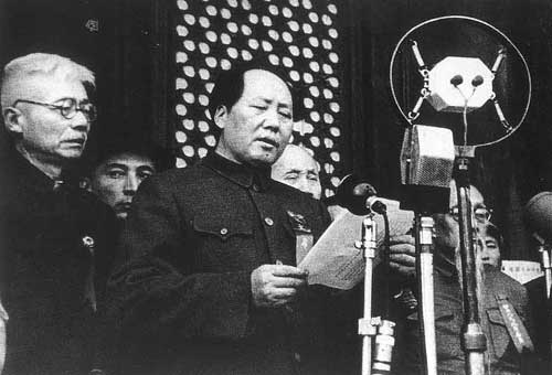 為了“別國放心”，就要“放棄愛國”？