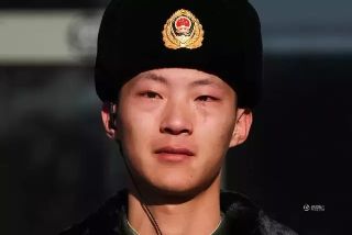 這個春節(jié)，讓我們感受到軍人的平凡與偉大！