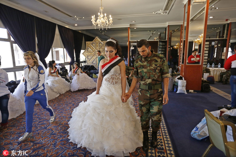 敘利亞士兵舉辦集體婚禮 體驗別樣浪漫