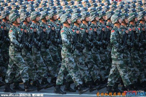 
唯有正義強(qiáng)大方能捍衛(wèi)和平！