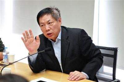 任zhi強(qiáng)，你還是老老實(shí)實(shí)退dang吧！