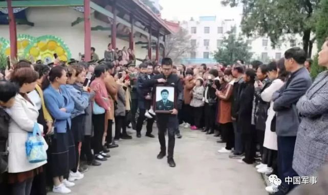 悲痛！3名解放軍飛行員墜機犧牲