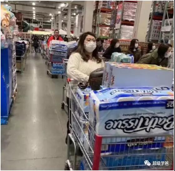 有疫情的戰(zhàn)疫情，沒(méi)疫情的動(dòng)刀兵—東北亂燉模式的世界