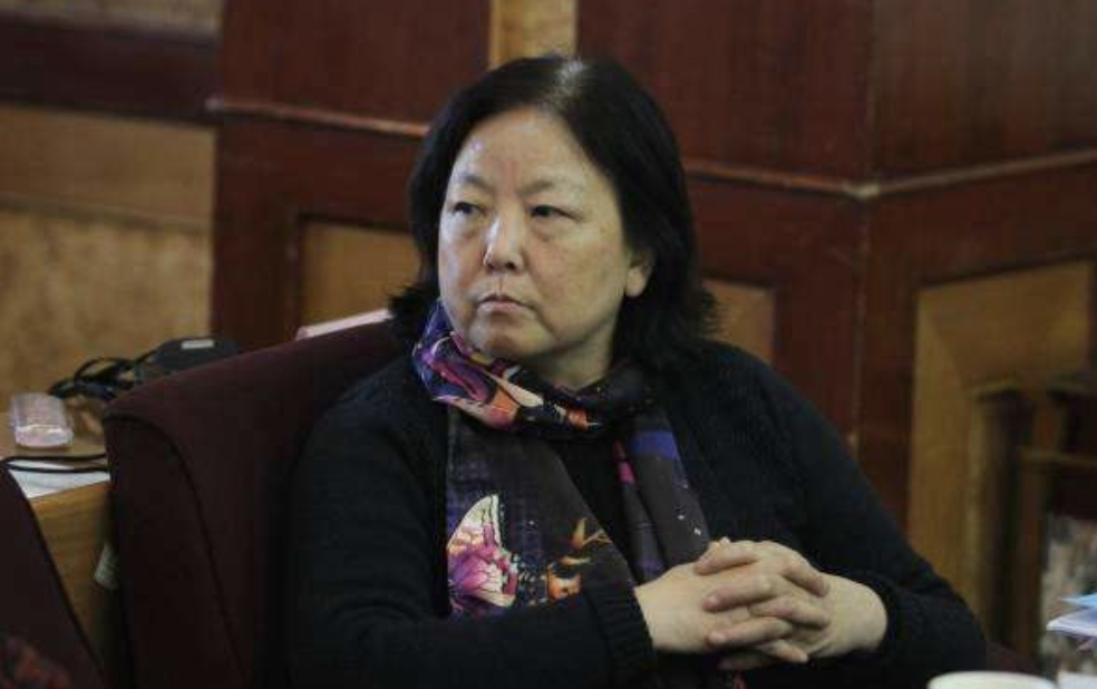 方方被罵上熱搜第一，方主席為什么惹眾怒？