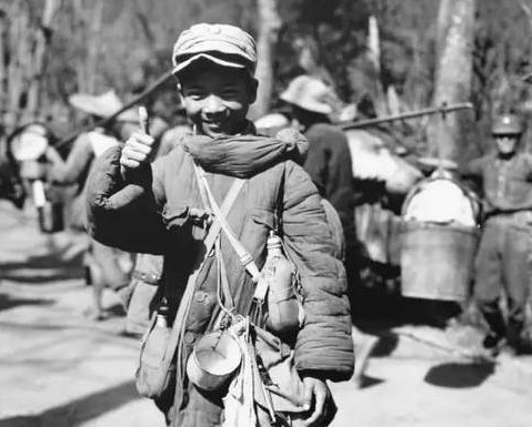 抗日戰(zhàn)爭(zhēng)勝利是中華民族走向偉大復(fù)興的歷史轉(zhuǎn)折點(diǎn)