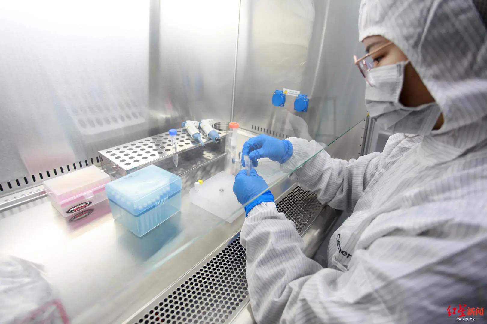 出口管制法、生物安全法等七項法律通過