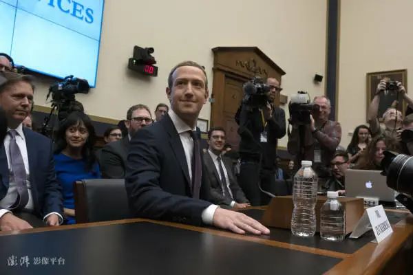 收購、抄襲、扼殺競爭對手？！臉書的壟斷之路惹非議……