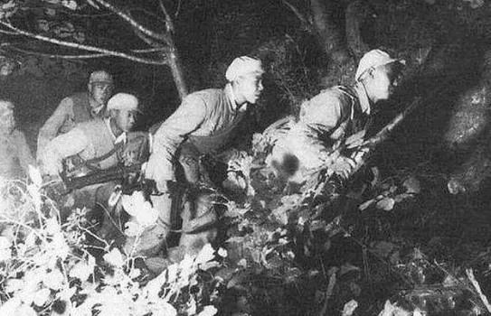朝鮮戰(zhàn)場(chǎng)上，到底是誰(shuí)在使用“人海戰(zhàn)術(shù)”？