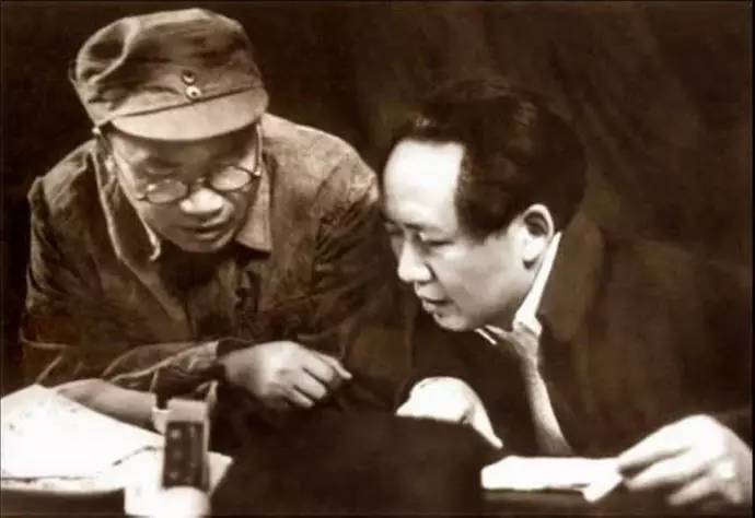 毛主席的“神預(yù)言”，神到你不敢相信，除了這一個(gè)……