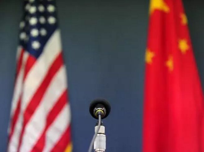 “限制中共黨員及其家屬赴美旅行簽證，立即生效”