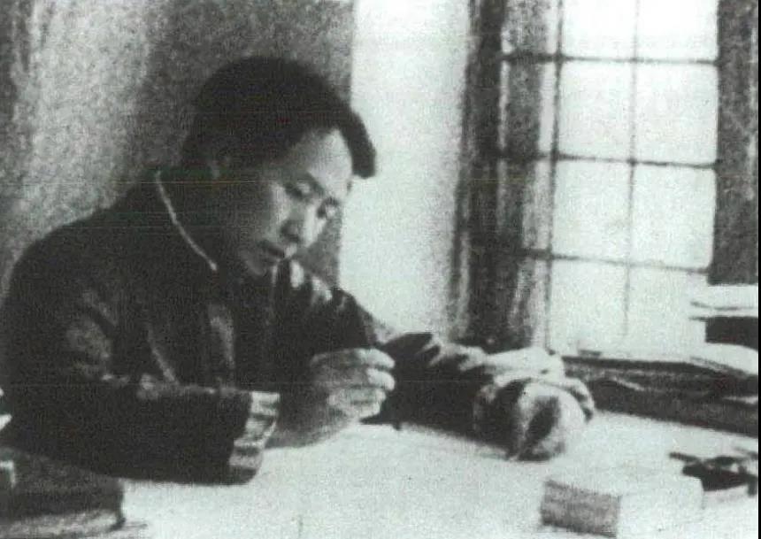 毛澤東如何駁斥“亡國論”和“速勝論”？