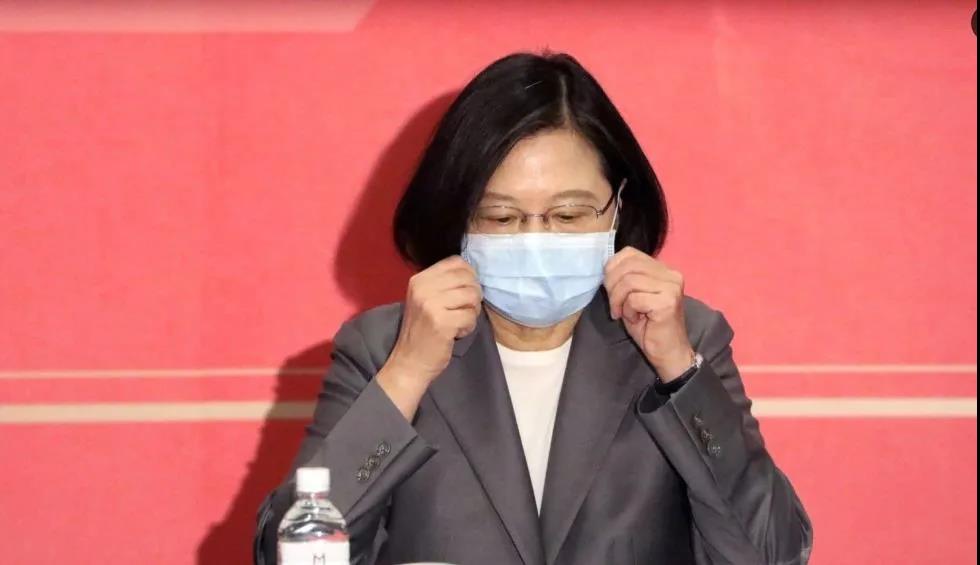 “美國(guó)爸爸，我們快不行了！”