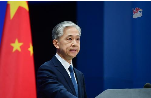 外媒曝美國(guó)長(zhǎng)年監(jiān)控默克爾等盟國(guó)高官，外交部：“黑客帝國(guó)”