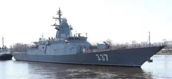 此法值得我們借鑒，俄羅斯軍艦炮口對準(zhǔn)法航母