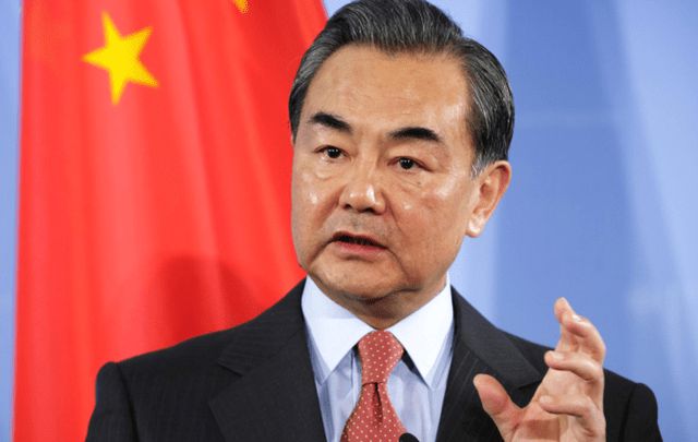 王毅：新冠病毒要溯源，政治病毒也要溯源