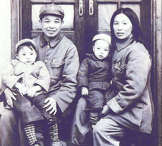 此開國將軍為何被譽為長征中紅軍的千里眼順風耳