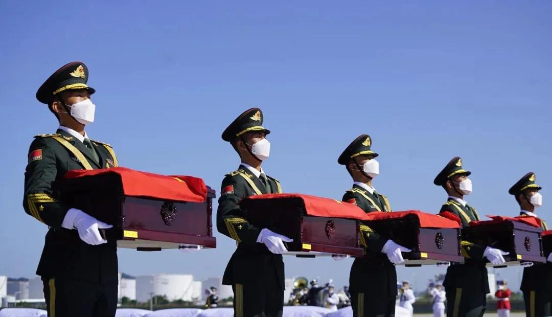 請記住，他們是為我們而死！