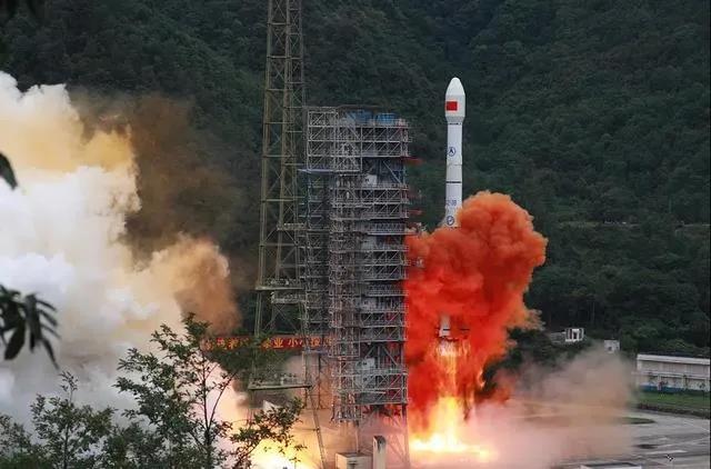 為什么這個政黨能步履不停地開拓出新天地？