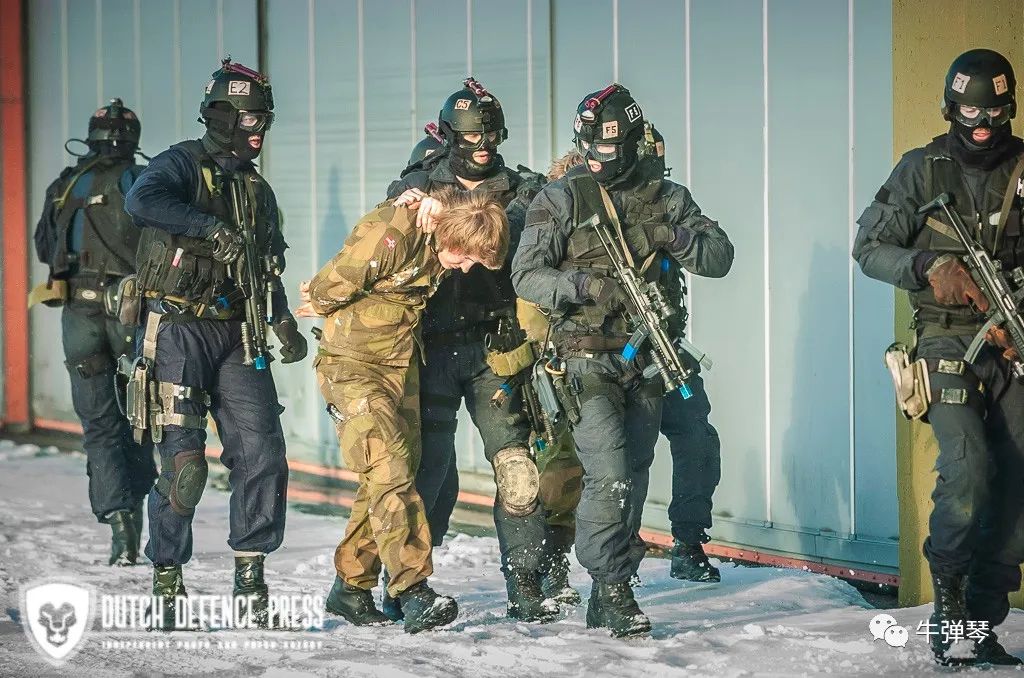 歐洲特種兵沒想到，到美國竟然遭遇這種下場…