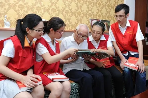 在新征程中書寫不負人民的新時代答卷
