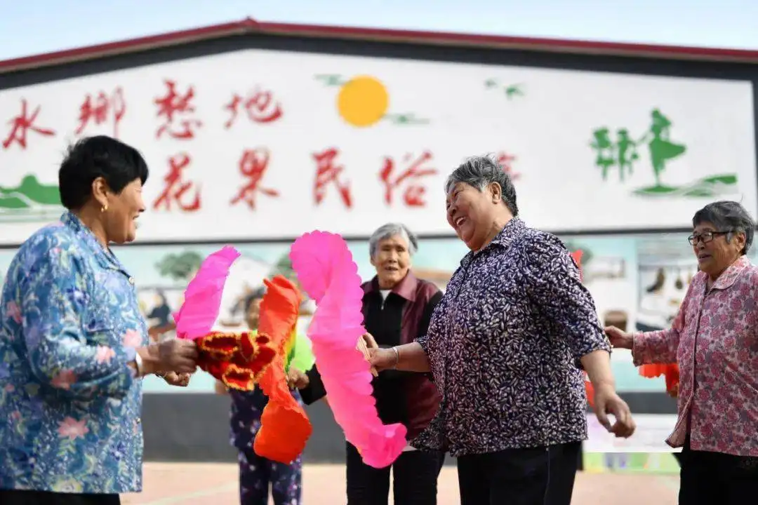 夯實(shí)共同富裕的物質(zhì)基礎(chǔ)