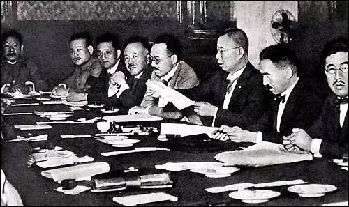 獨(dú)家連載09 | 1930：日軍在準(zhǔn)備，蔣招降納叛