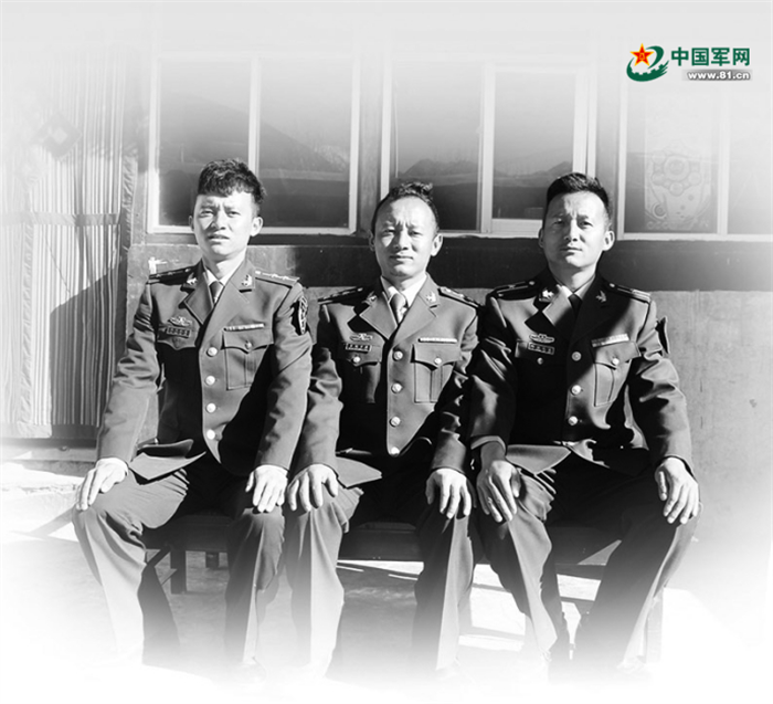 藏族一家三兄弟接力從軍戍守高原，在雪海云天書寫強(qiáng)軍答卷