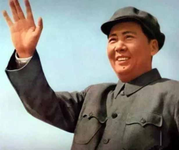 今天是毛主席誕辰130周年，我們一起緬懷他……