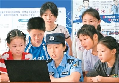 “小網(wǎng)民”需要“大保護”——“守護清朗網(wǎng)絡(luò)空間”系列報道
