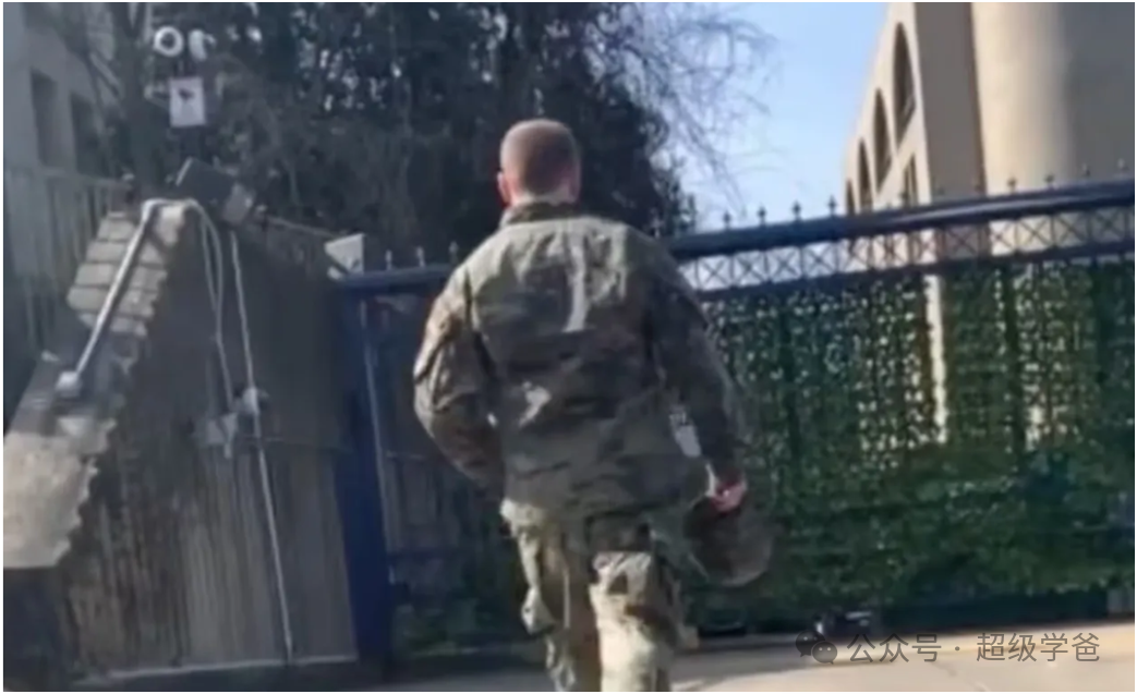 大兵的自焚，詮釋了慷慨赴死，卻難擋美帝的沉淪