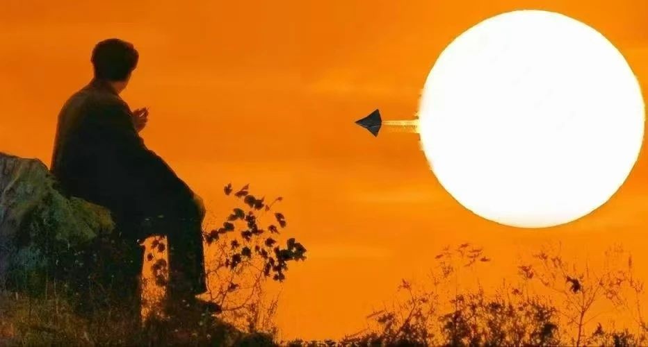 六代機(jī)騰空而起，今天的中國(guó)，足以告慰偉人！